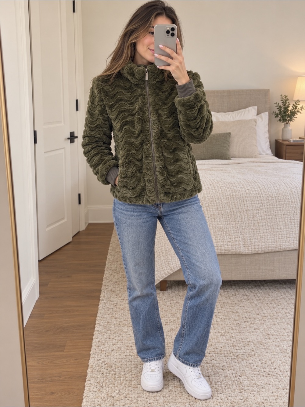 Sanctuary Faux Fur Olive Green zip up bomber jacket small